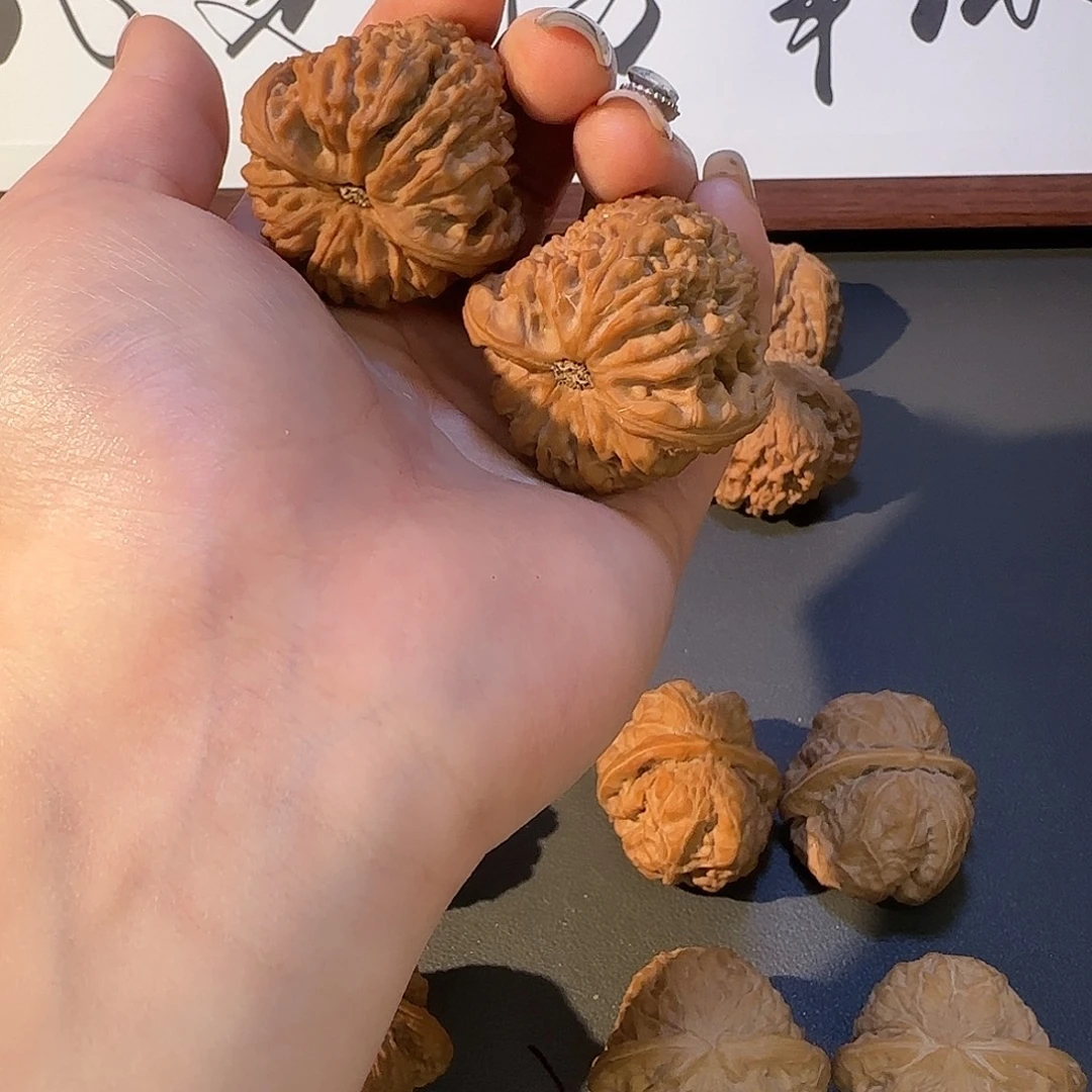 君***邪桃核吊坠核桃核桃的