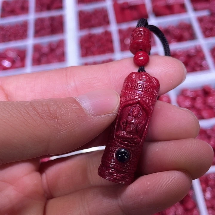 天然辰砂紫金砂鸡守护不动吊坠