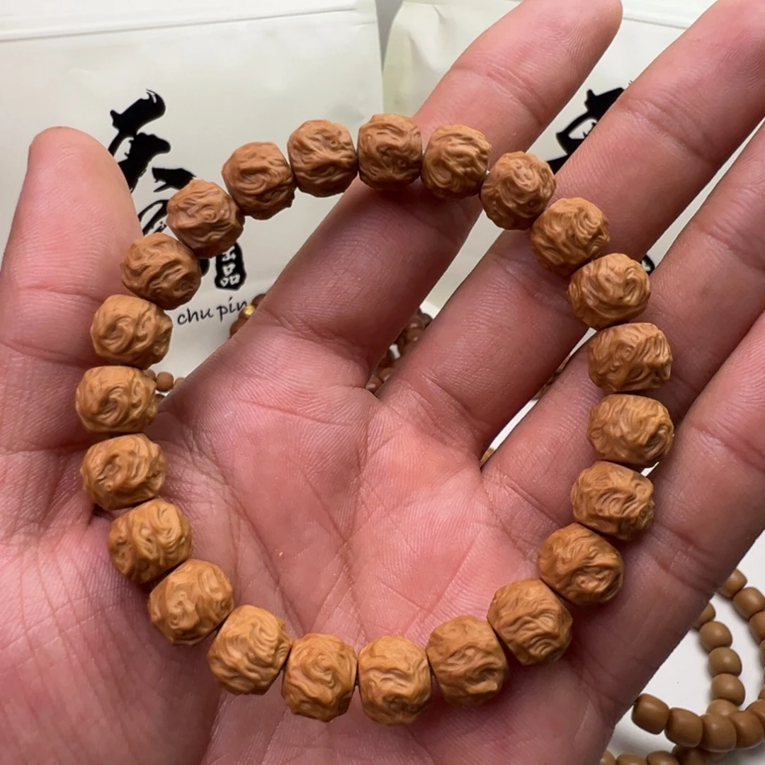 吊坠猴头核桃微微瑕龙蛇之变