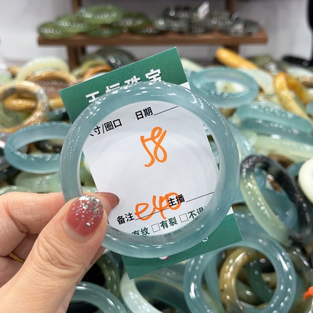 未镶嵌蛇纹石玉手镯手镯