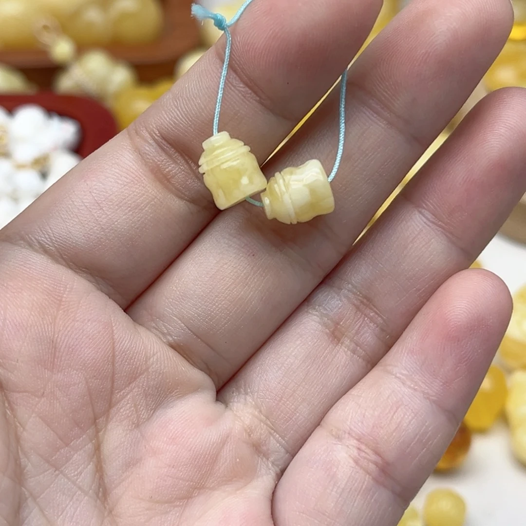 裸石蜜蜡未镶嵌配饰