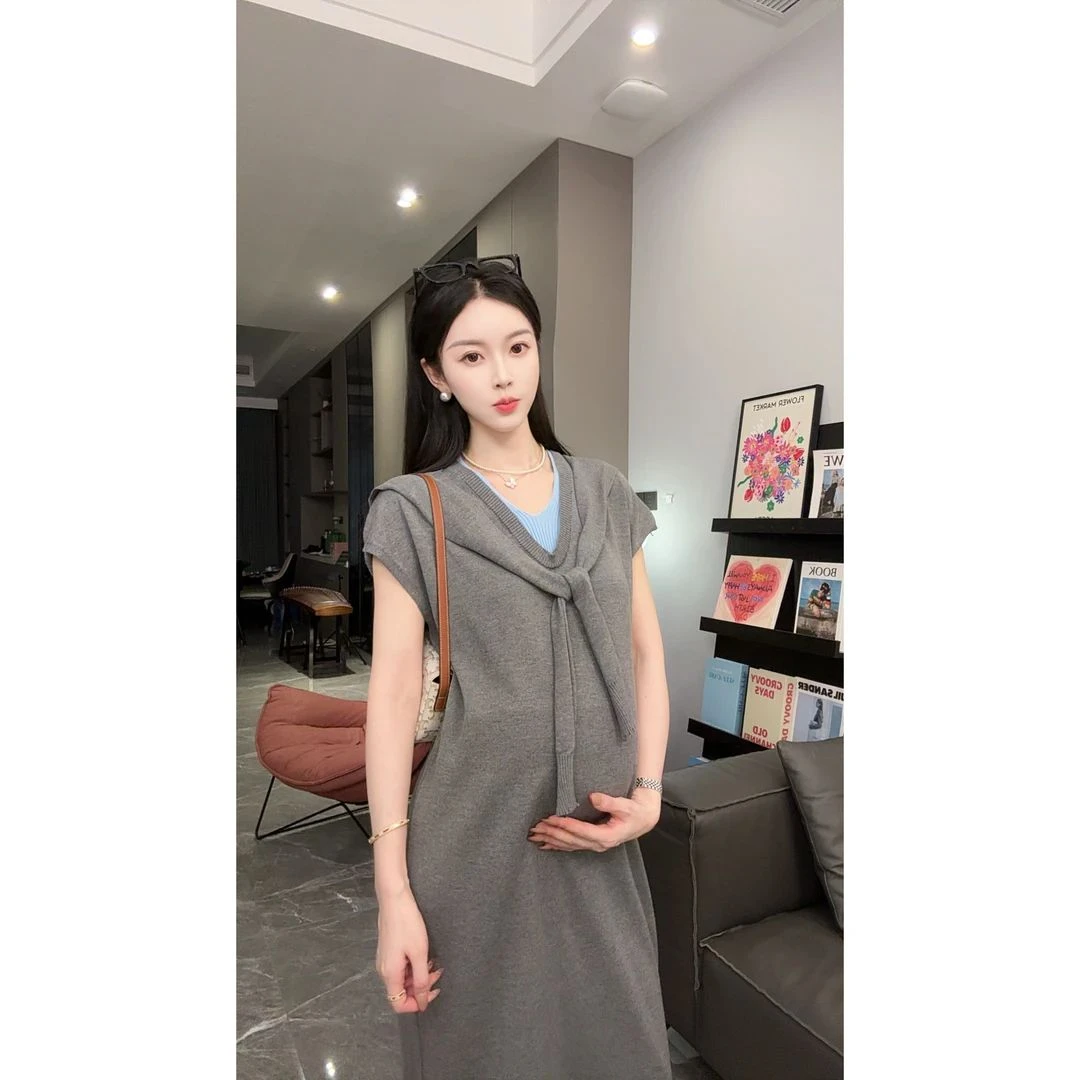 孕妇装2025春装新款韩系极简针织圆领带披肩长款两件套连衣裙