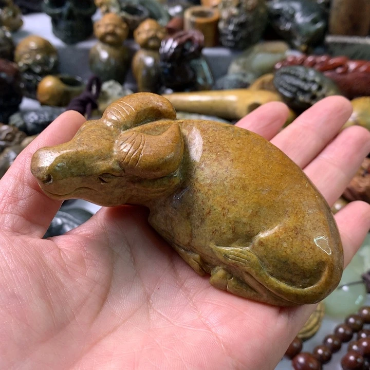 未镶嵌岫岩河磨玉（透闪石质玉）笔搁