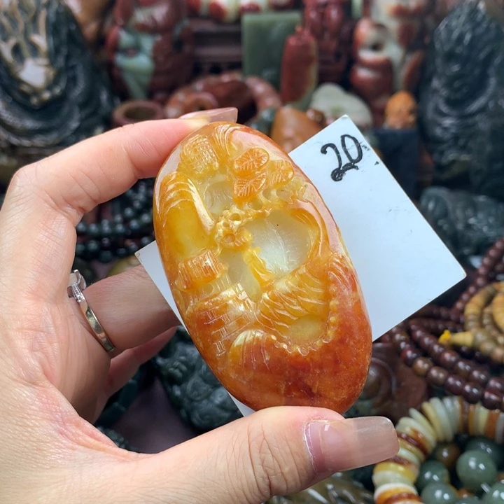 透闪石质玉未镶嵌珠宝奇石