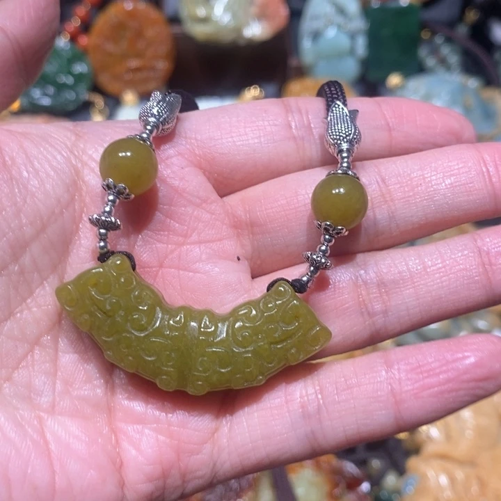 岫玉毛衣链未镶嵌