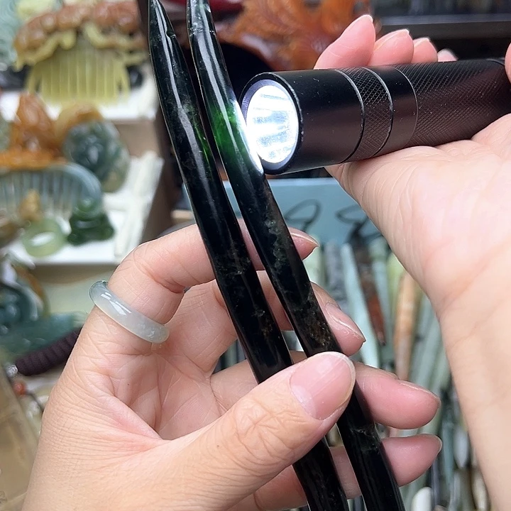 蛇纹石玉未镶嵌发簪