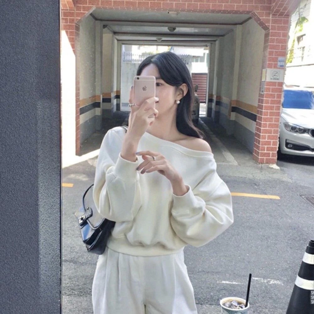 韩版法式小心机斜领不规则露肩宽松百搭长袖卫衣