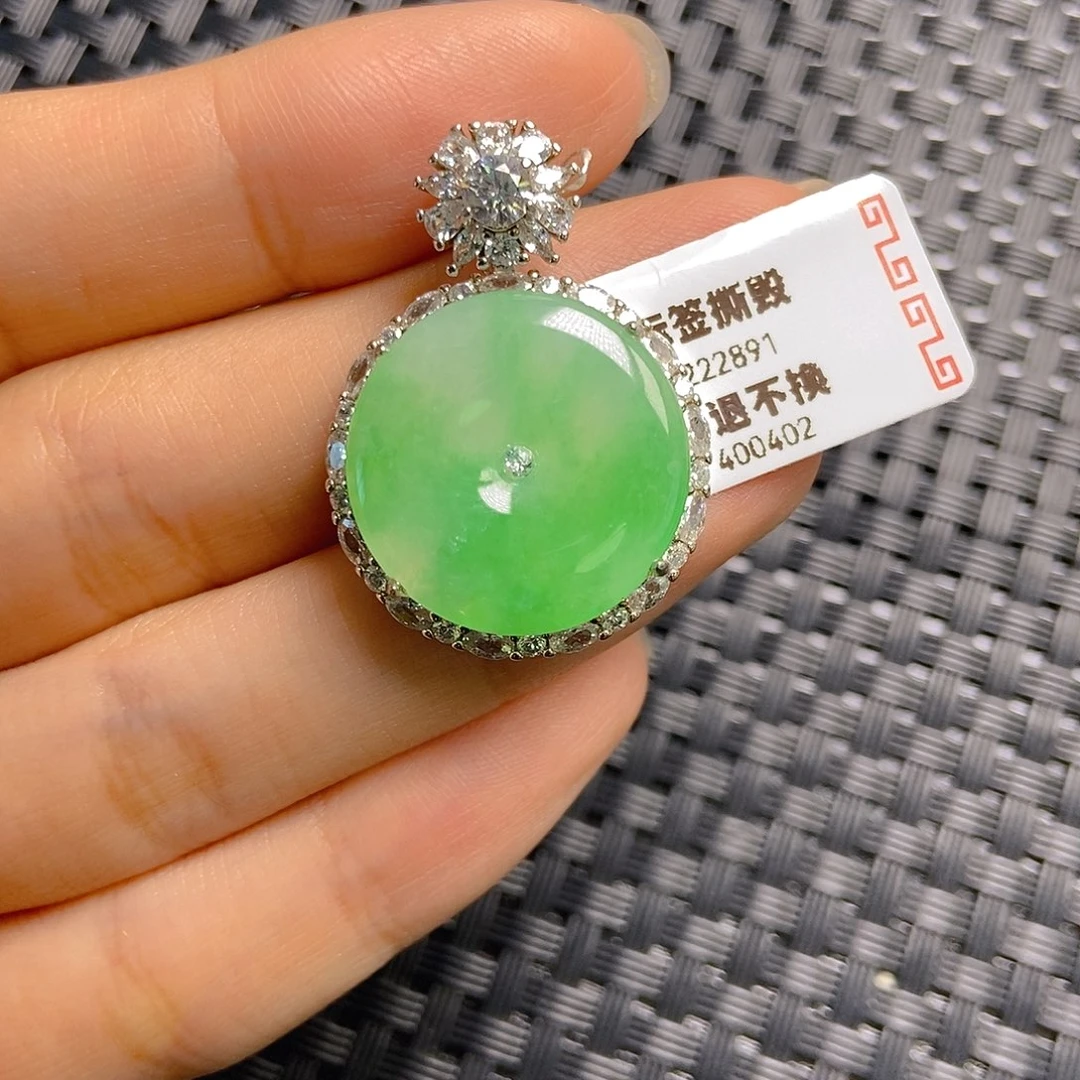 颈饰银S925镶嵌翡翠