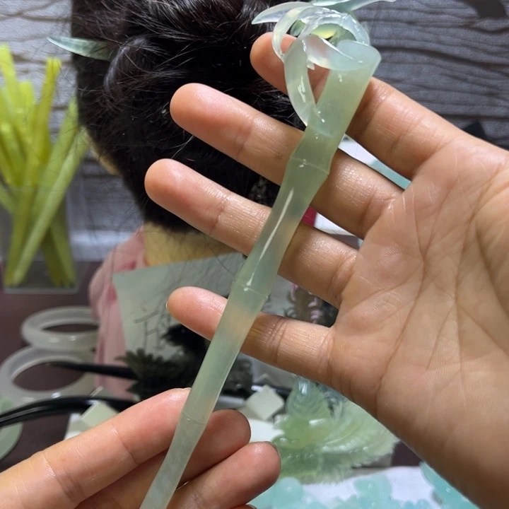 蛇纹石玉未镶嵌发簪