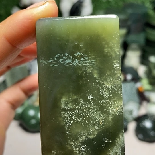 未镶嵌和田玉（糖玉）珠宝半成品