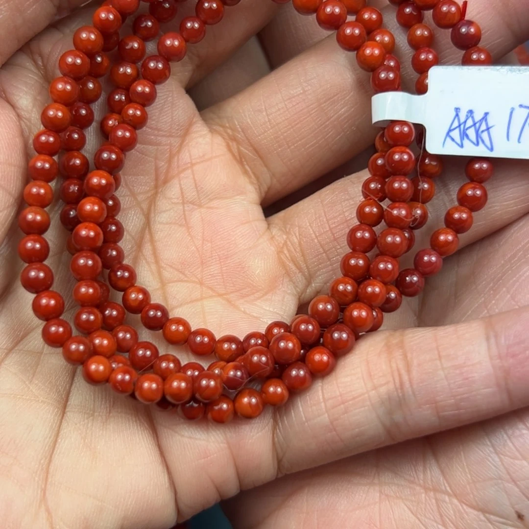 南红玛瑙颈饰未镶嵌