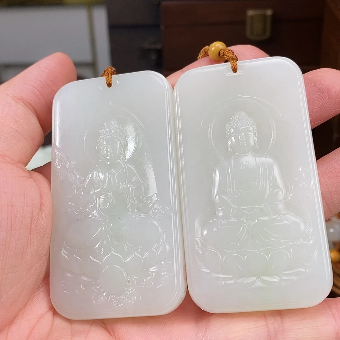 颈饰未镶嵌和田玉
