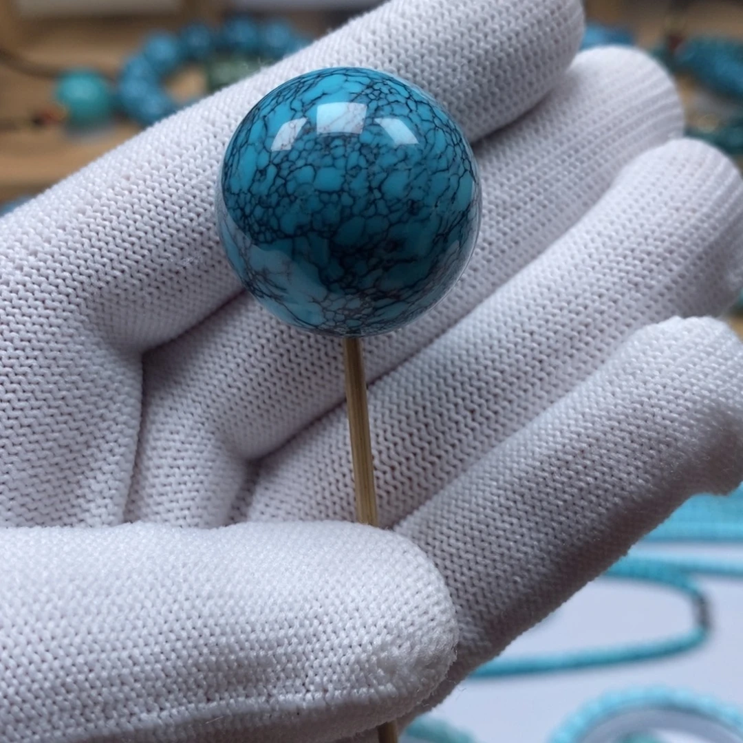 绿松石未镶嵌原矿纯干料绿松石