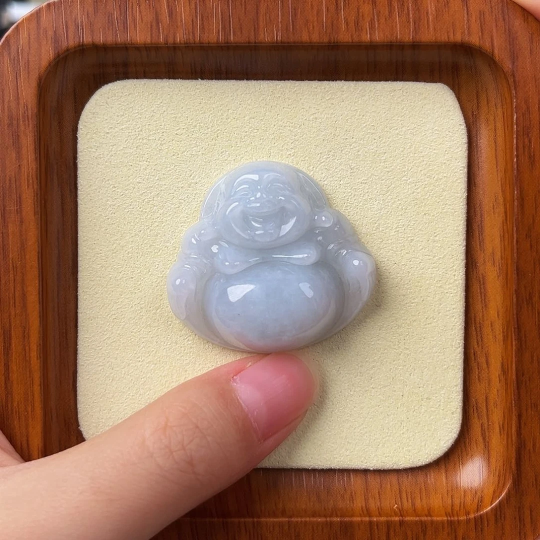 翡翠未镶嵌颈饰佛公