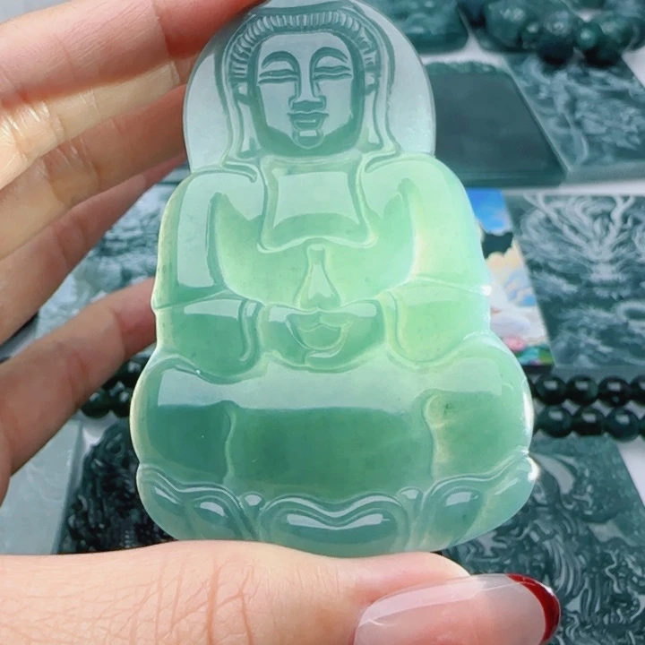 翡翠未镶嵌颈饰多样性发货天然A货翡翠