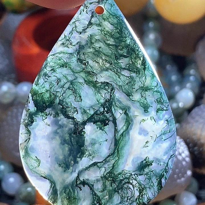 能***玛瑙/玉髓未镶嵌颈饰