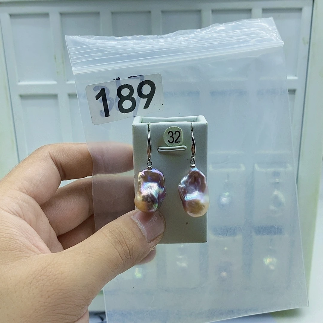 淡水珍珠颈饰合金