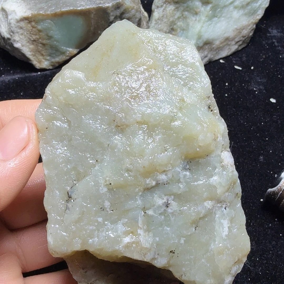 和田玉（糖玉）未镶嵌珠宝半成品