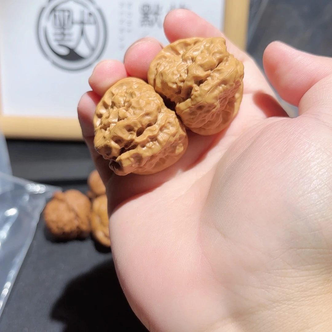 文玩核桃吊坠39精品蛤蟆头