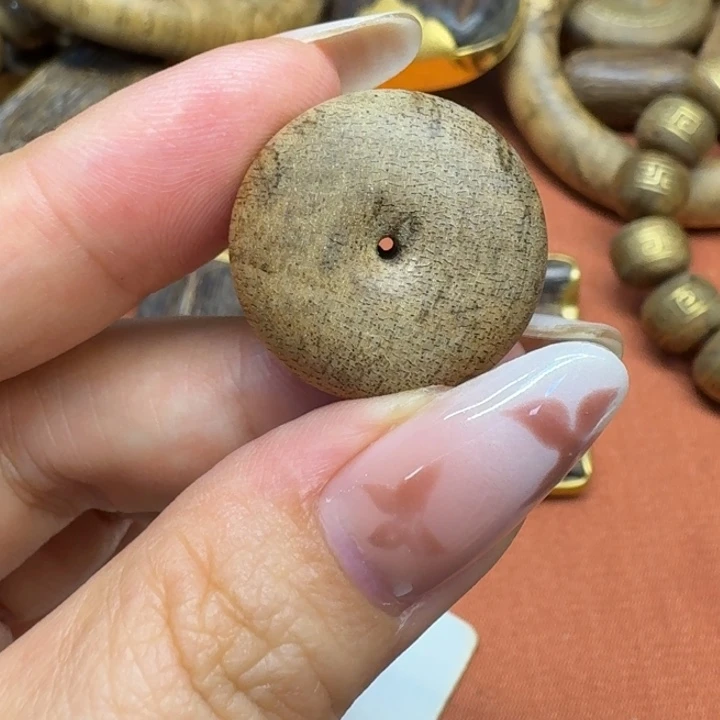 大叶紫檀（黑酸枝木类）