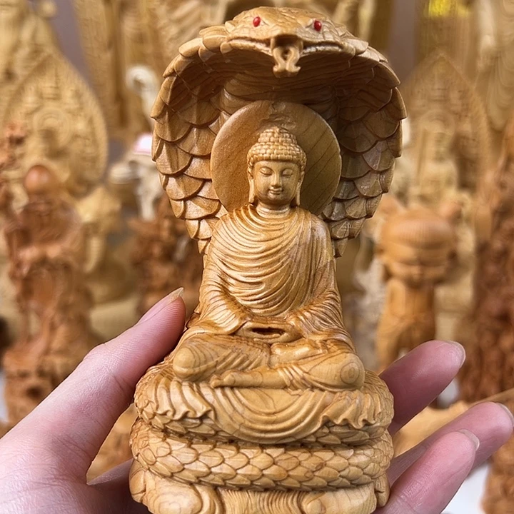 柏木（崖柏）蛇护主
