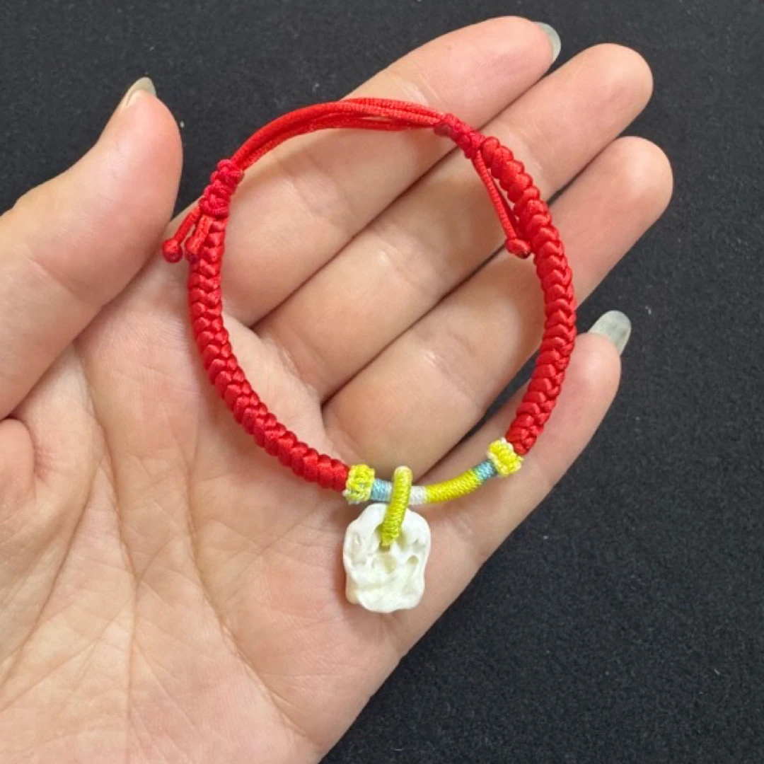 布艺手链 猪惊骨红绳