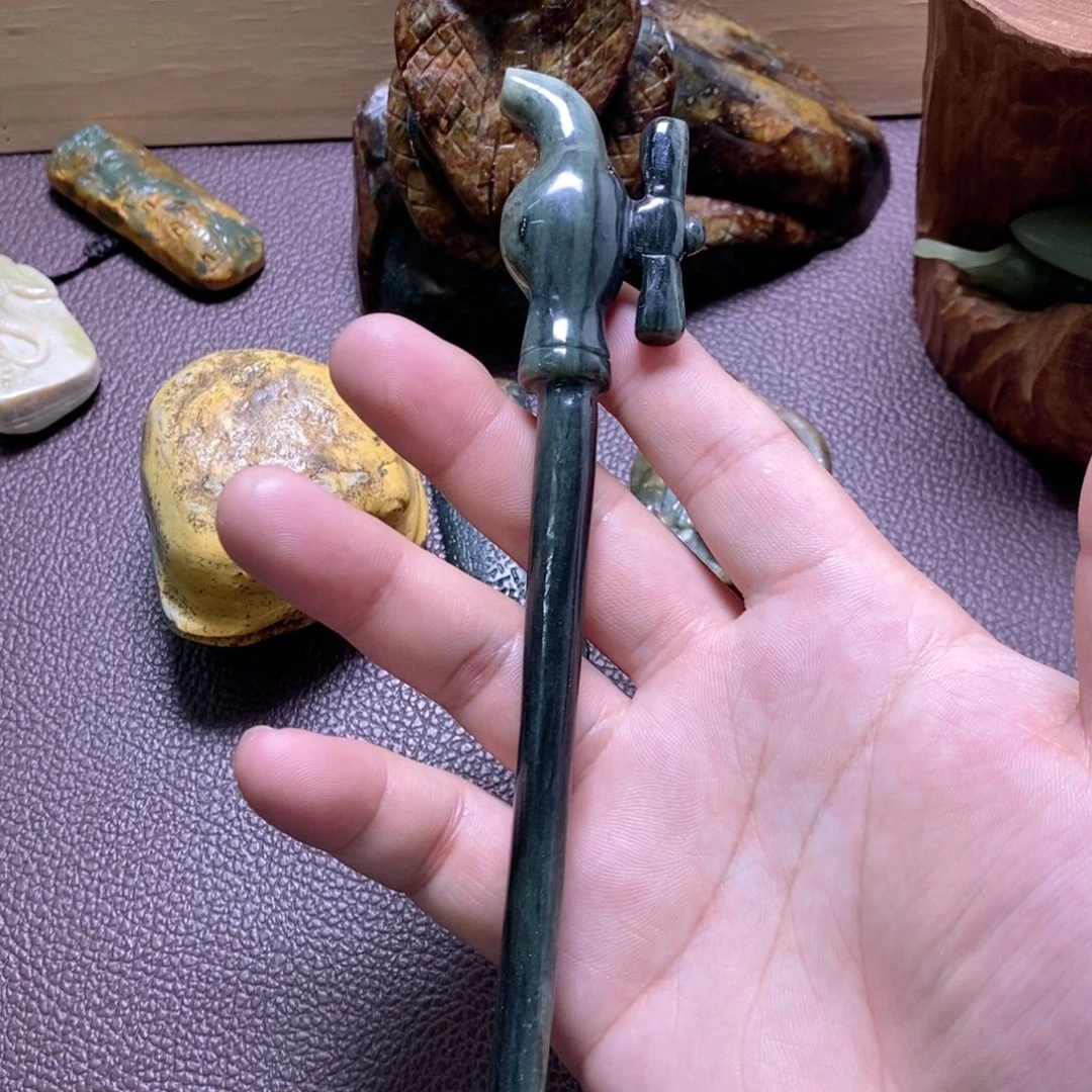 岫岩河磨玉（透闪石质玉）挂件未镶嵌