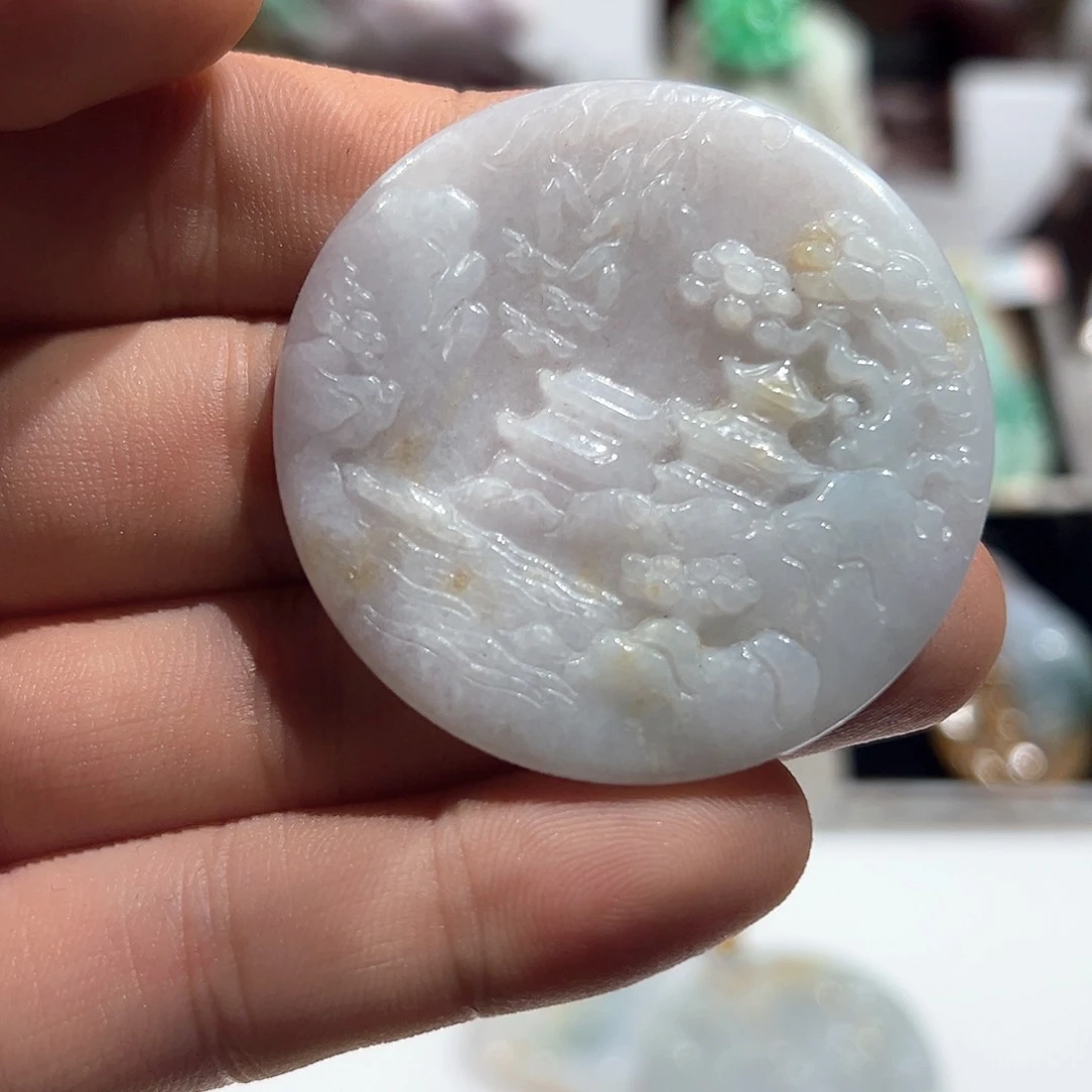 翡翠未镶嵌颈饰挂件