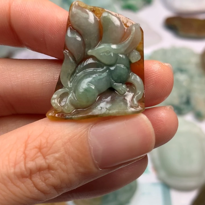 定制翡翠未镶嵌翡翠
