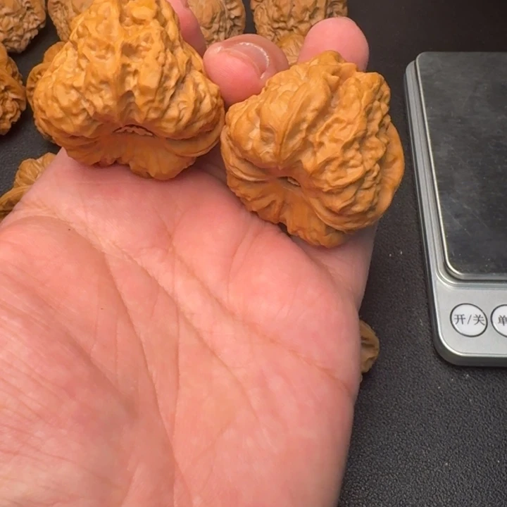 文玩核桃吊坠笑***✘43+蛙蛙