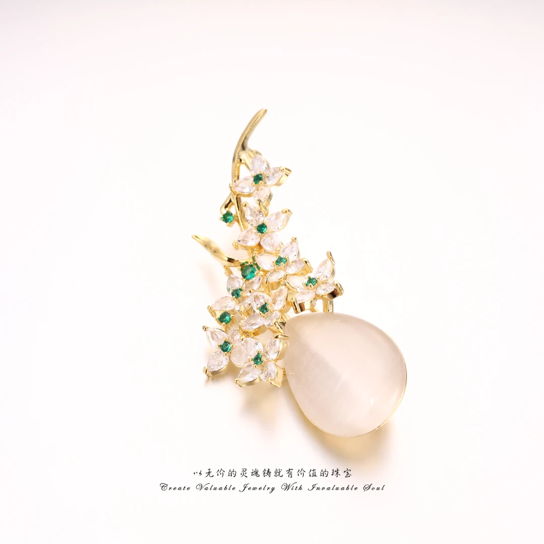 铜合金合成锆石胸针 【Lisa Nik】美·镶嵌百搭时尚胸针 LSK-C-31003