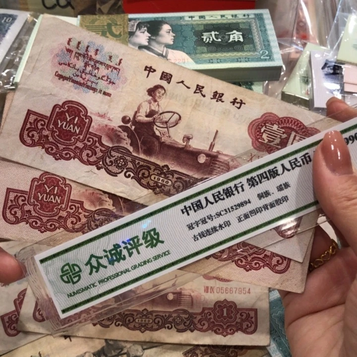 【闪购商品】女拖两张不挑，旧品，原票保真