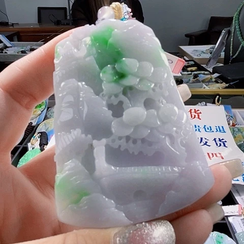 颈饰未镶嵌翡翠一个
