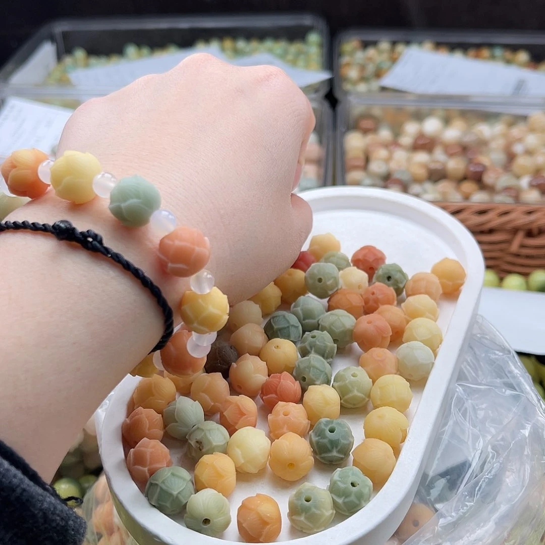 白玉菩提吊坠q12mm/20+2颗