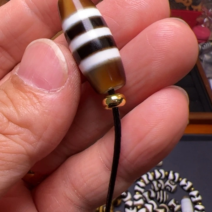 未镶嵌颈饰玛瑙/玉髓