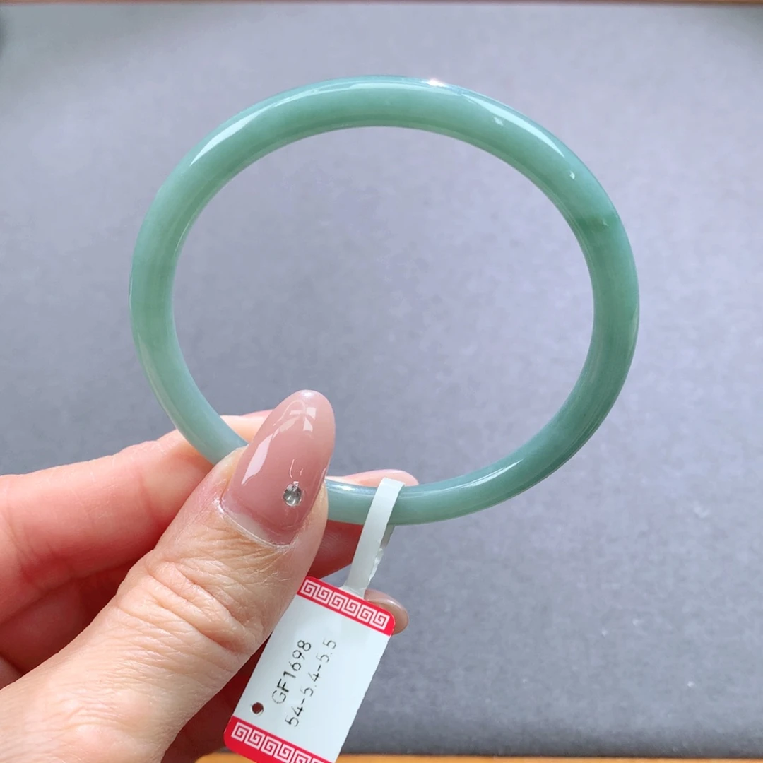 翡翠手镯未镶嵌天然翡翠手镯叮当镯