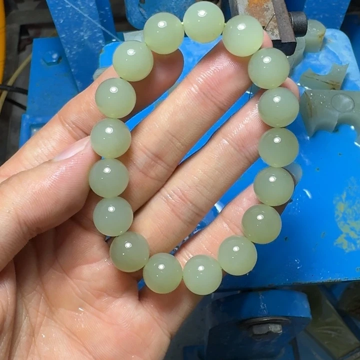 未镶嵌手串和田玉