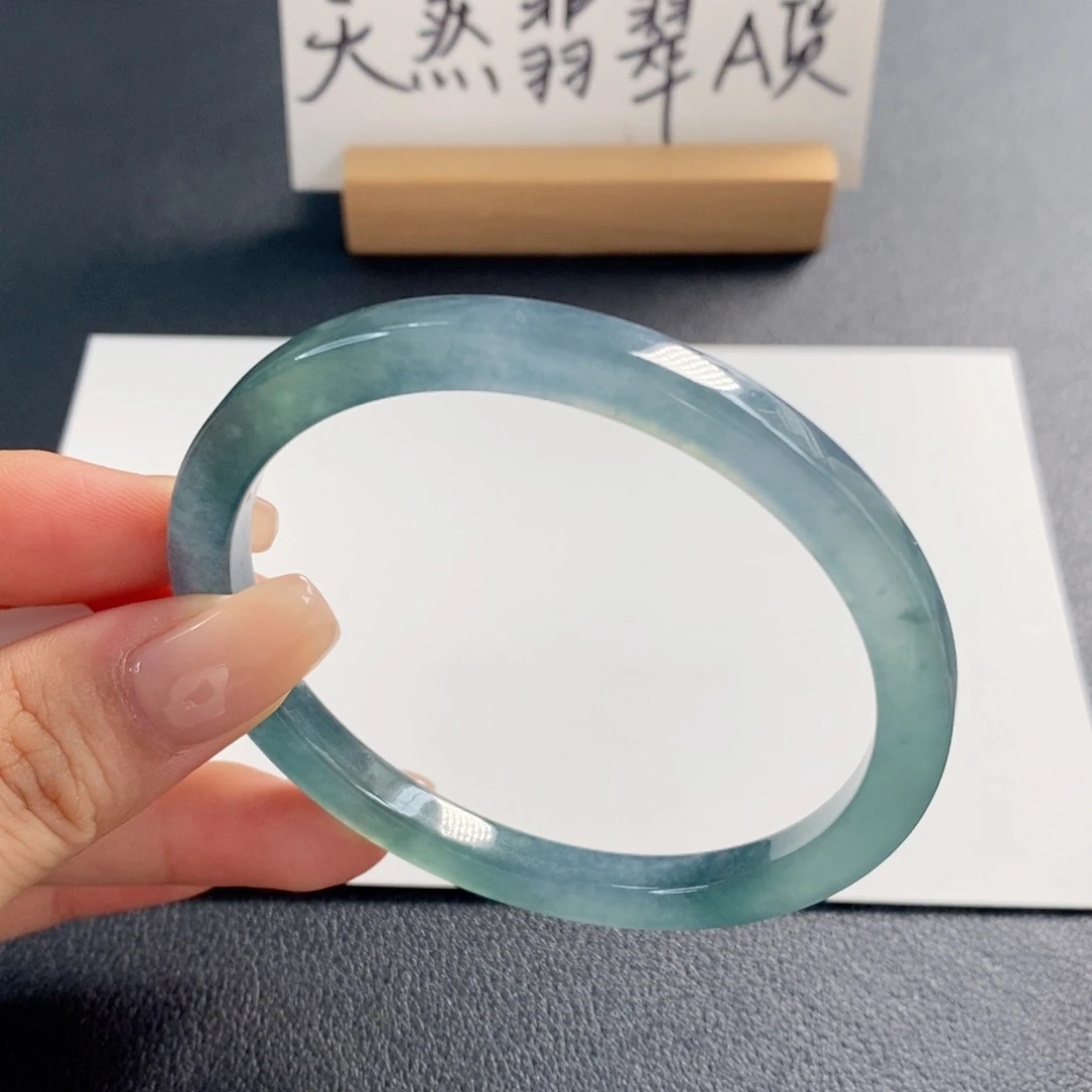 未镶嵌手镯翡翠59圈口