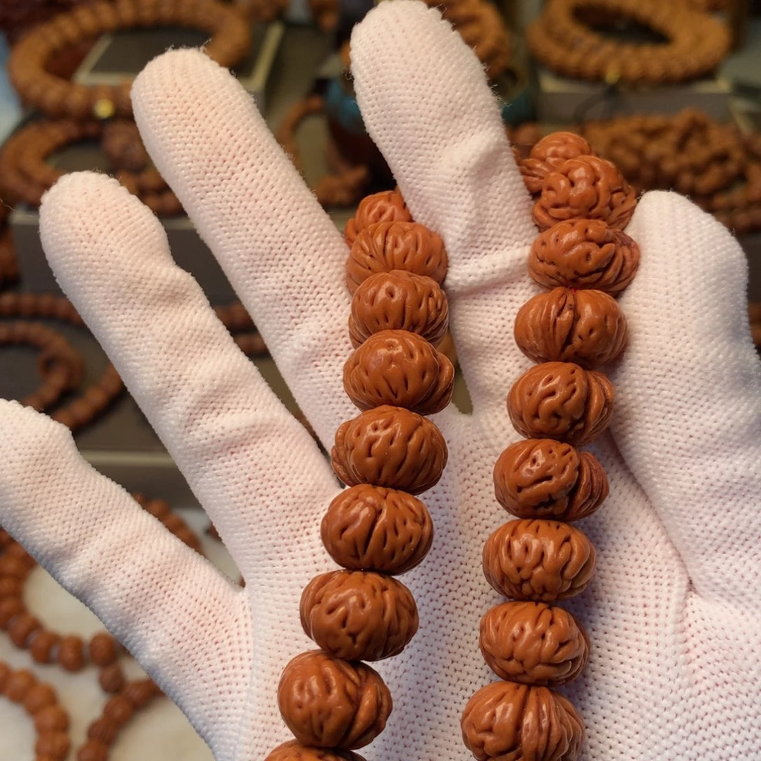 浅***~手串桃核秦岭龙纹