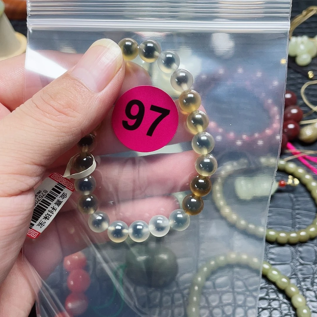 未镶嵌手链玛瑙/玉髓是**啦