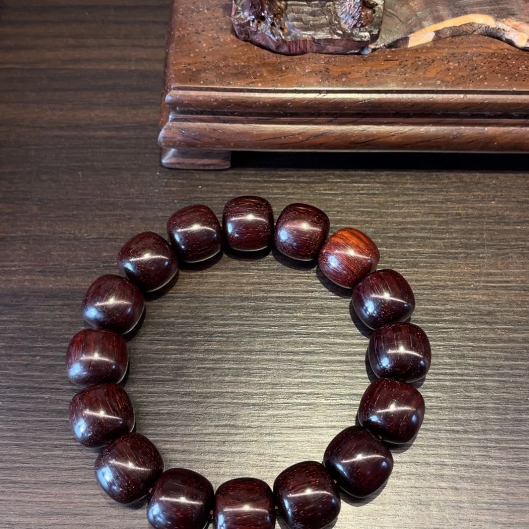 L***N木质印度小叶紫檀手串