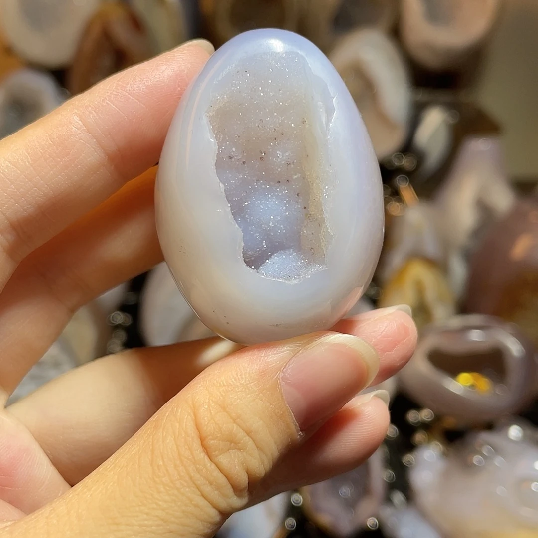 未镶嵌水晶大型摆件（非配饰）
