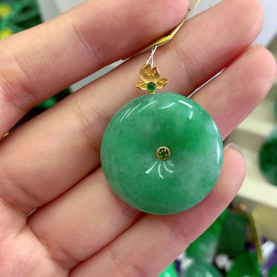 翡翠18K金镶嵌吊坠(不含链)