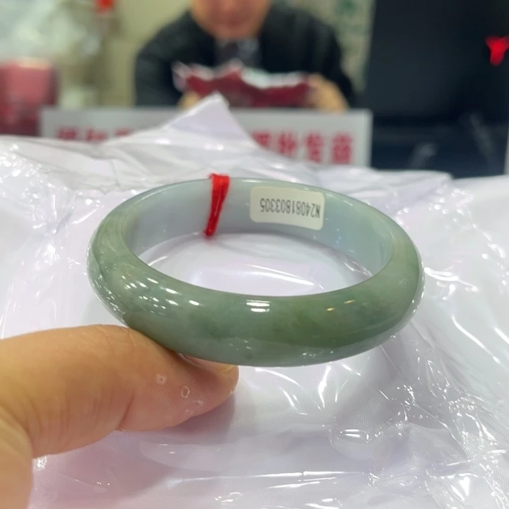 翡翠未镶嵌手镯缅甸翡翠 A 货手镯