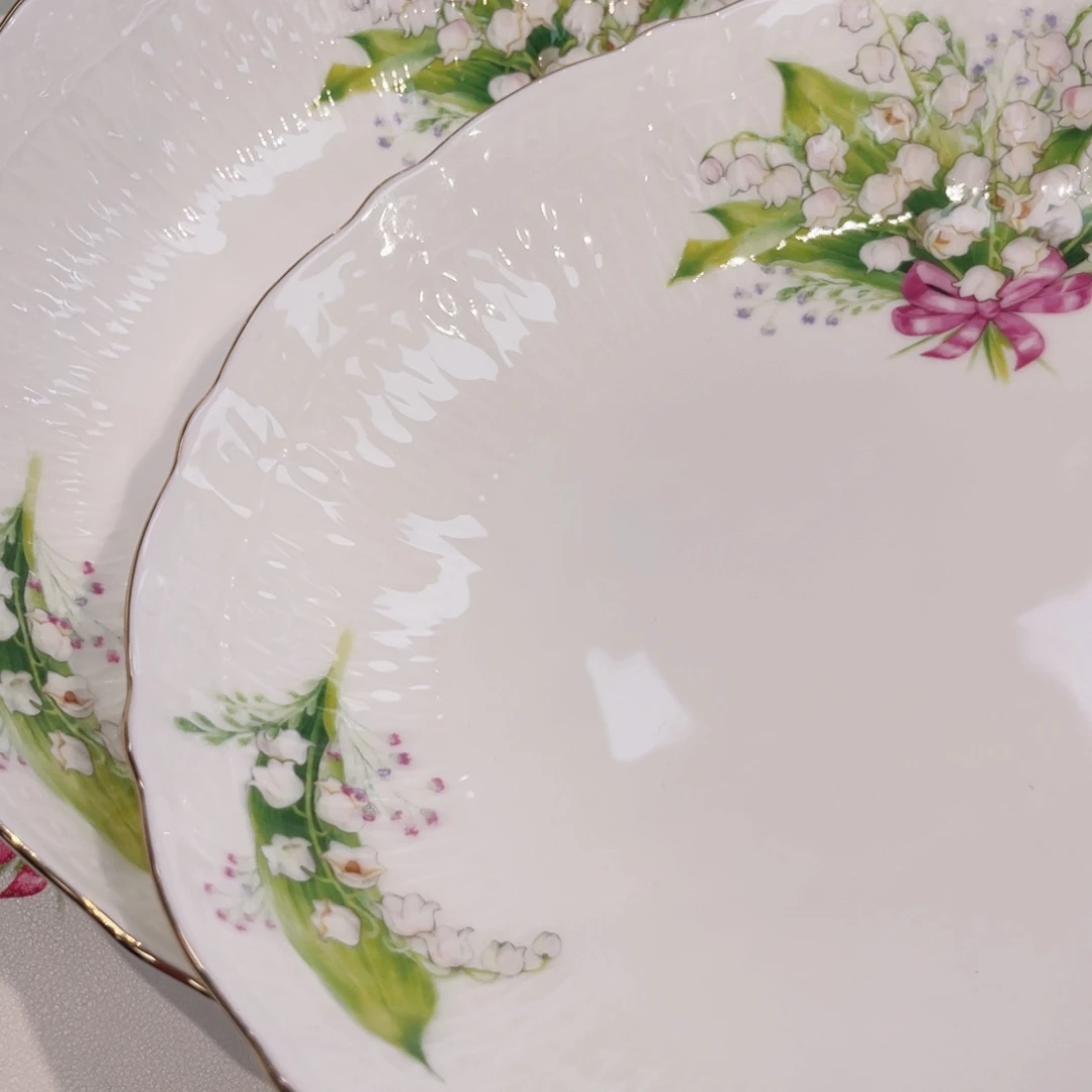 两个汤菜盘—————————————