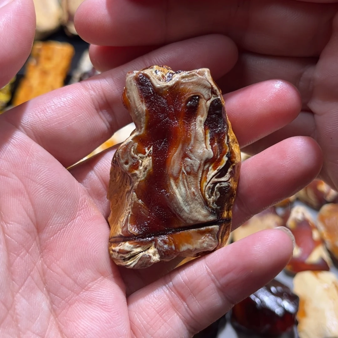 定制琥珀未镶嵌蜜蜡