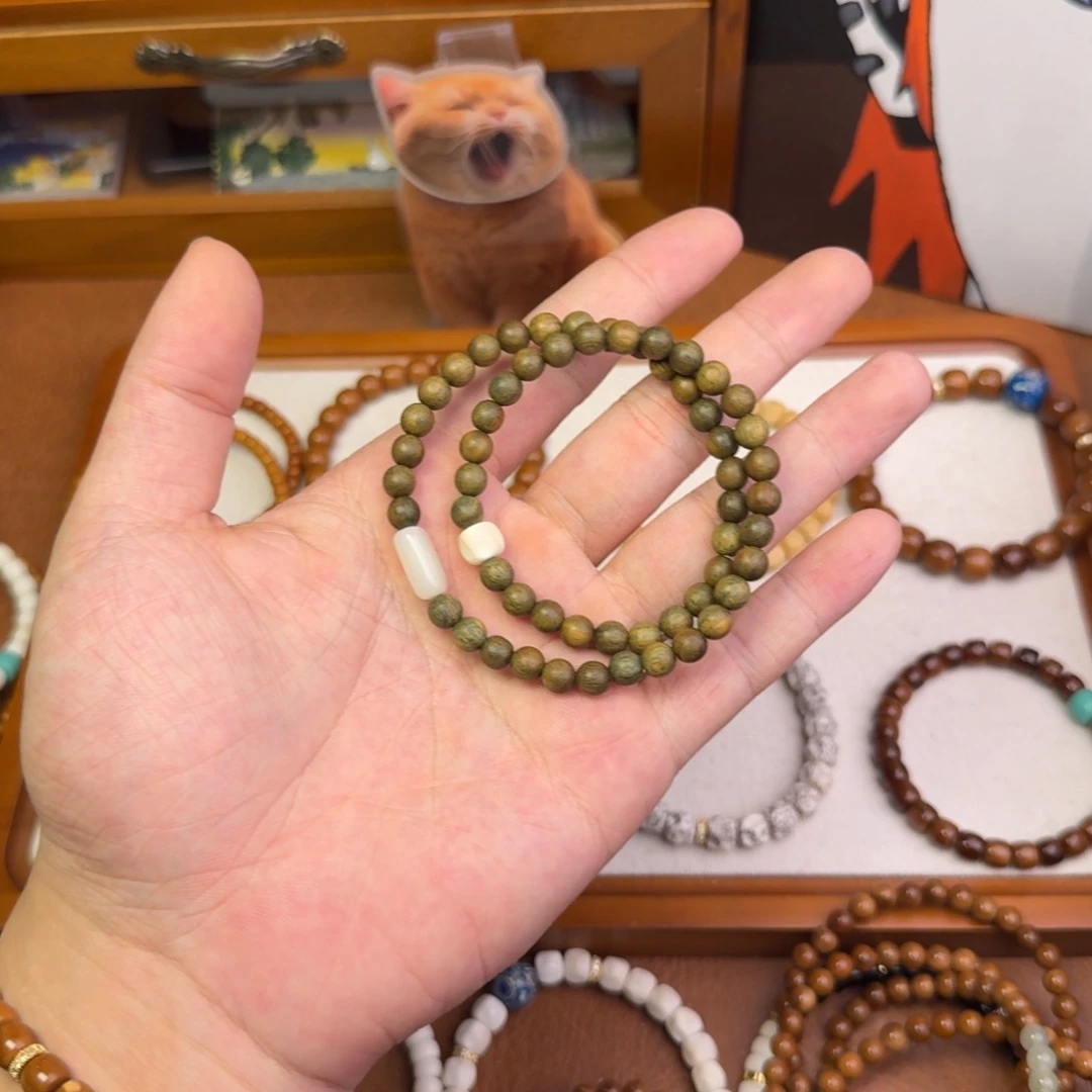 手串/手链维腊木（绿檀）