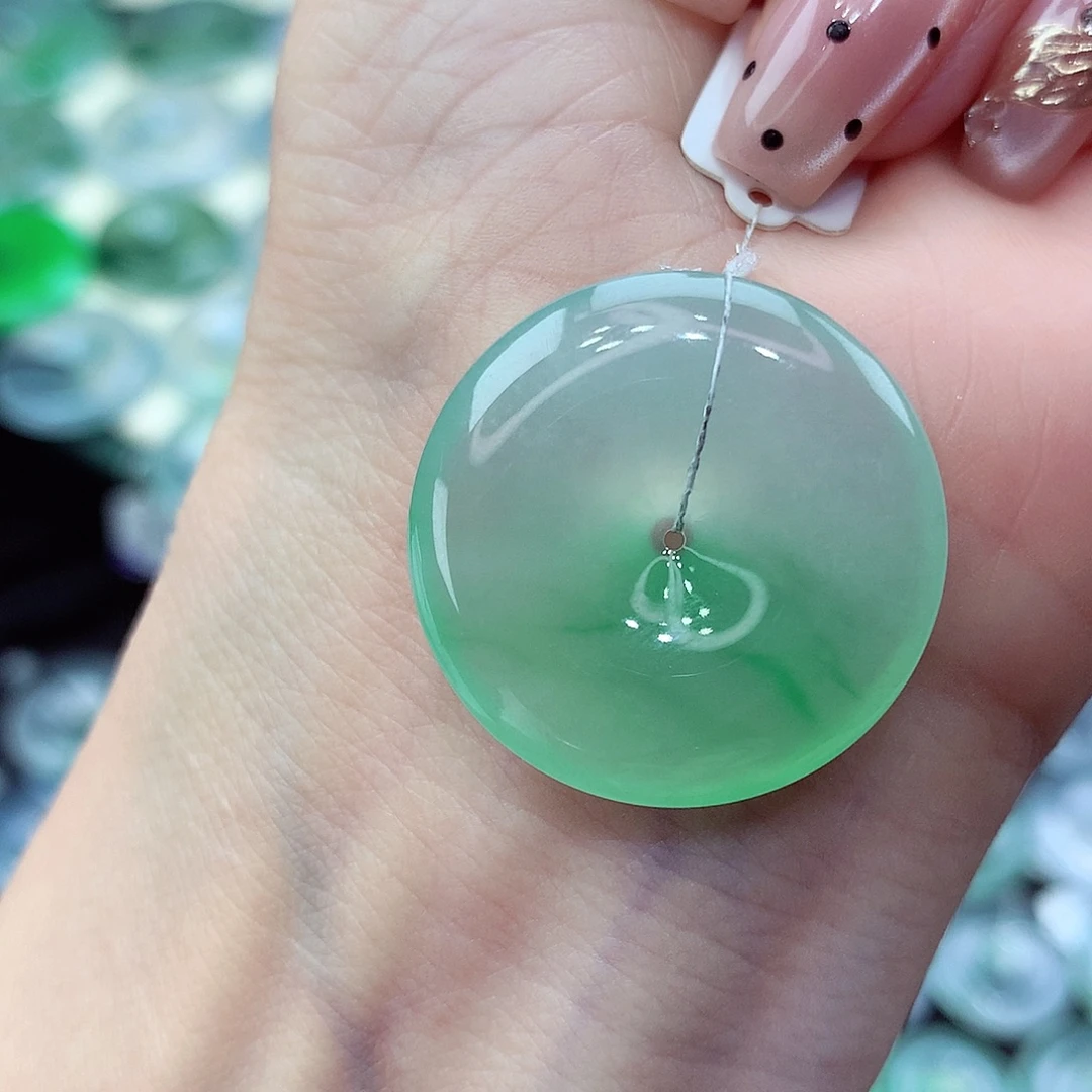 翡翠未镶嵌颈饰编号77尺寸25.6/5.3