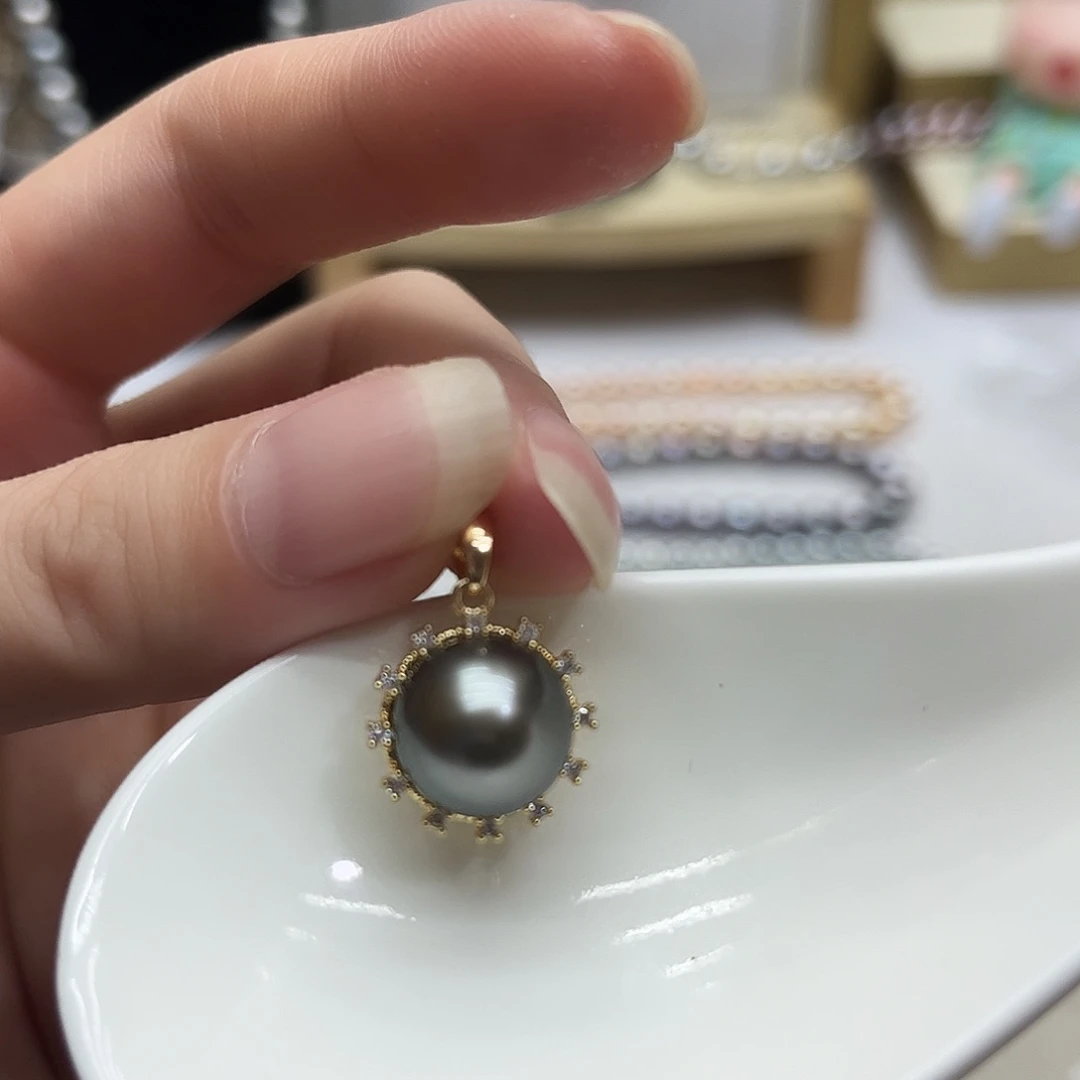 未镶嵌颈饰海水珍珠