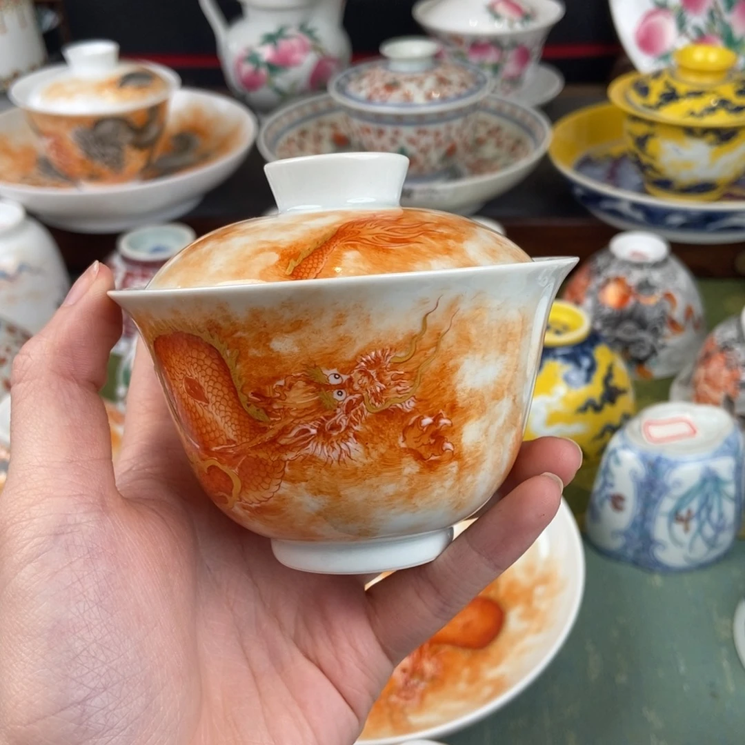 陶瓷的设计风格是非常高兴地区